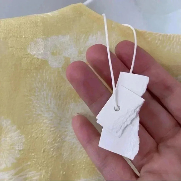 NWT Vince Pastel Floral Blouse Butter Yellow size XS - Picture 10 of 13